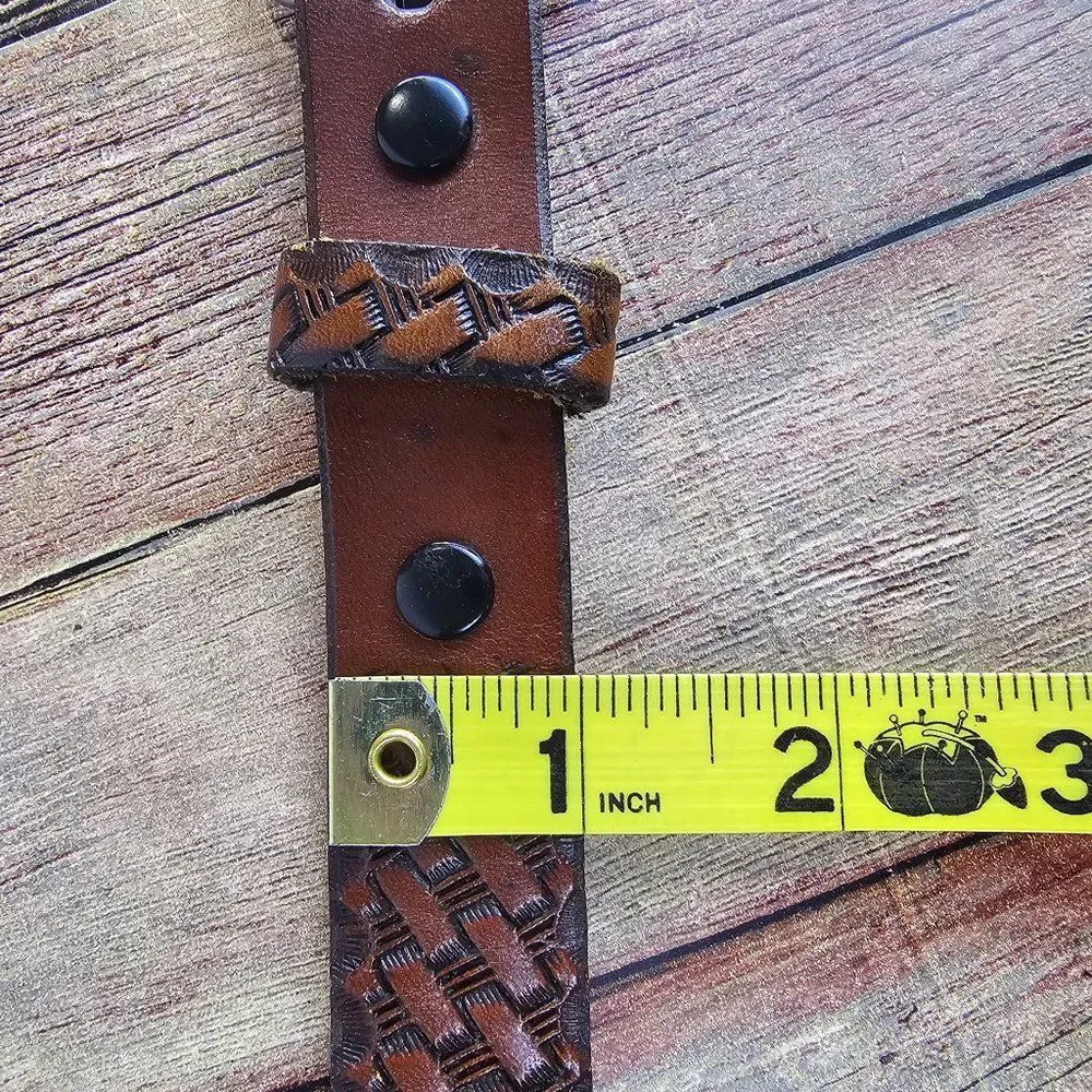 Walker Leather Goods American Cowhide Embossed Basket Weaved Belt Size 36